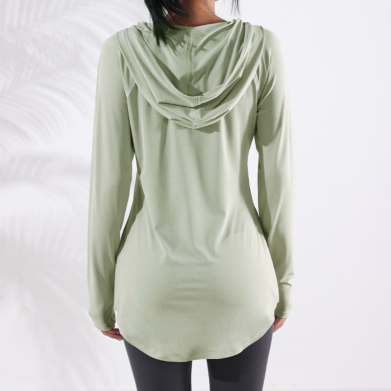 Hooded Yoga Apparel for Enhanced Comfort and Style