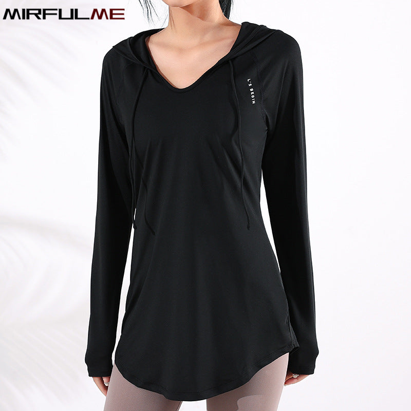 Hooded Yoga Apparel for Enhanced Comfort and Style