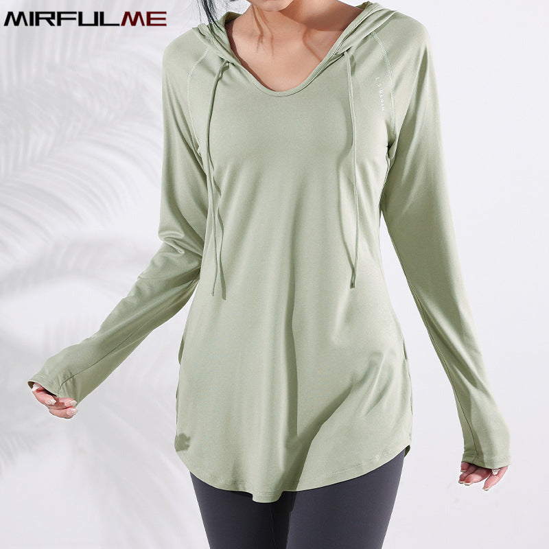 Hooded Yoga Apparel for Enhanced Comfort and Style