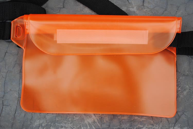Waterproof Waist Bag for Outdoor Sports with Touchscreen